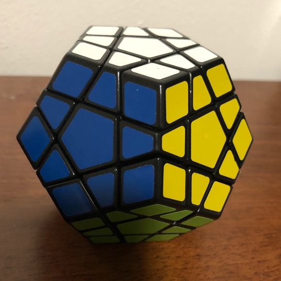 Cubes and puzzles - Picture 2 of 5